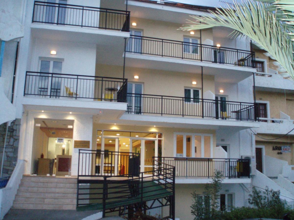 Haris Apartments Hersonissos  Exterior photo