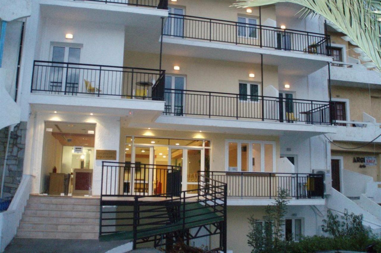 Haris Apartments Hersonissos  Exterior photo